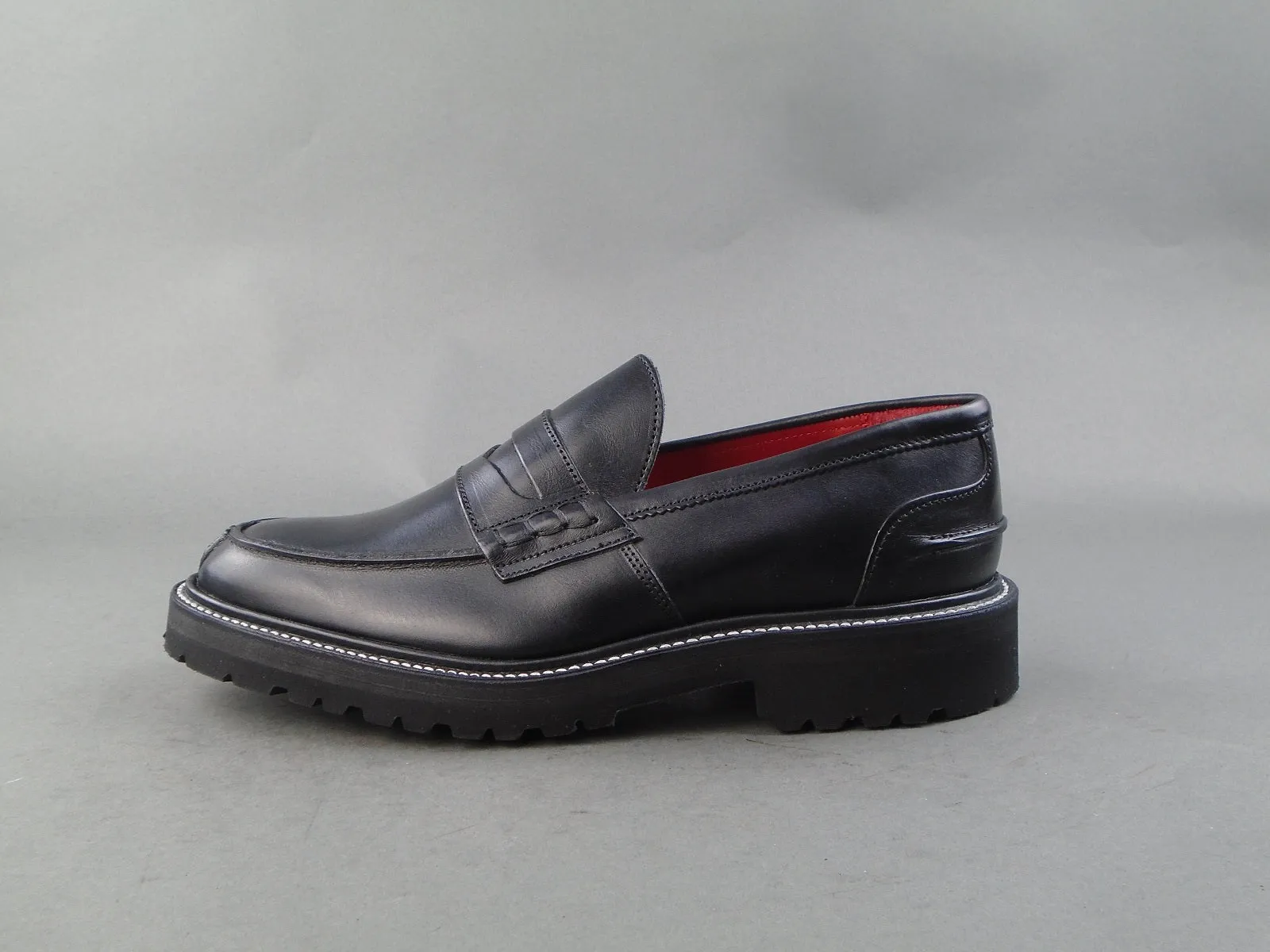 Eva Ladies Loafer - Black Olivvia