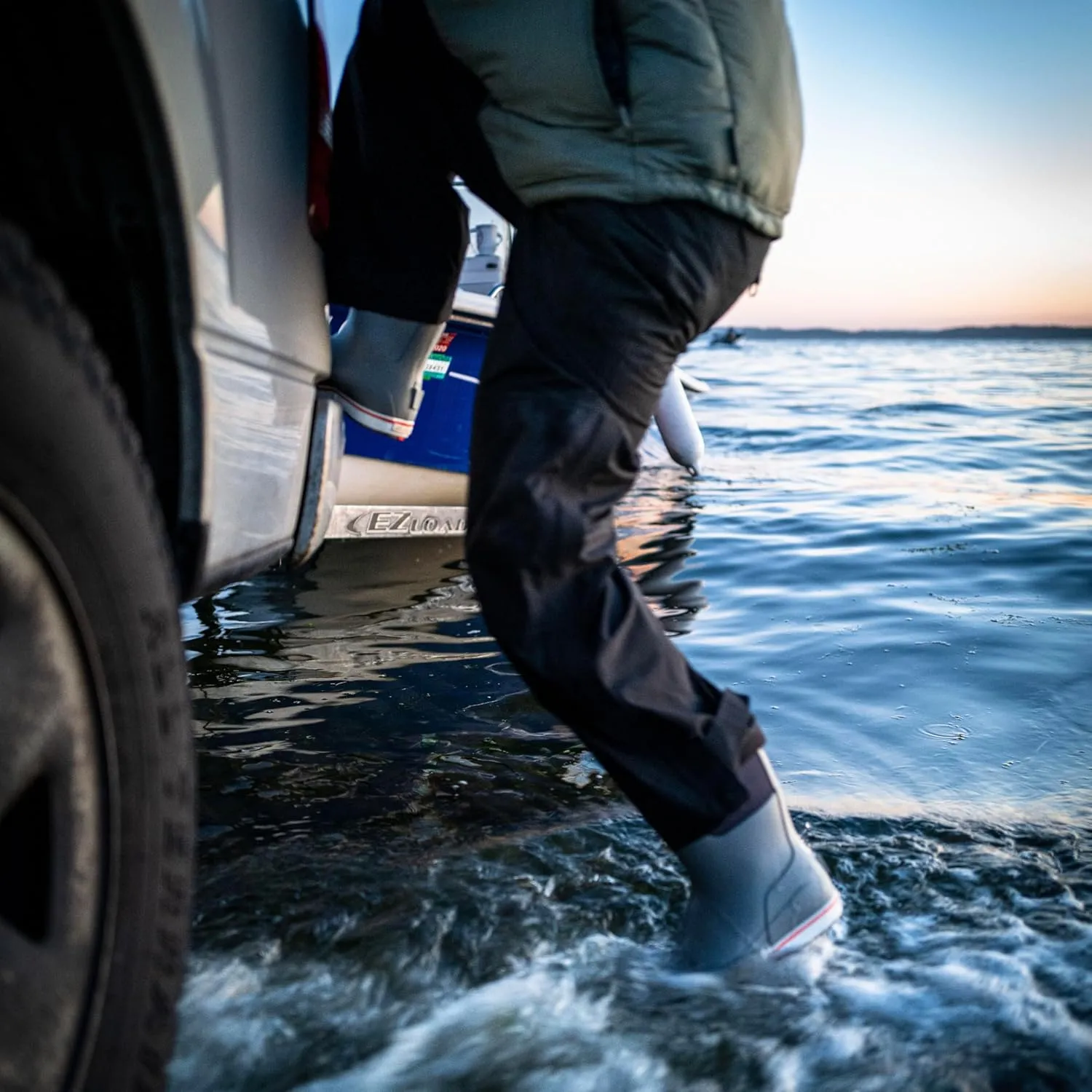 Grund??ns Men??s 12?? Deck Boot | Durable, Waterproof