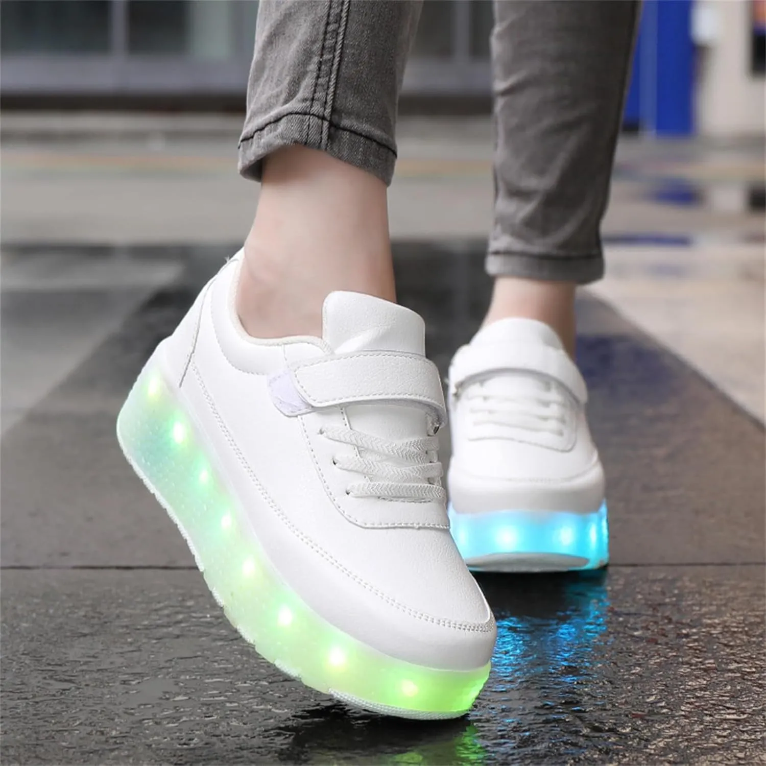 Kids Roller Skate Shoes Roller Sport Sneakers Shoes for Boys Girls Outdoor Sneakers Shoes with 2 Wheels Retractable Sneakers Shoes for Children's Park Walking Sports