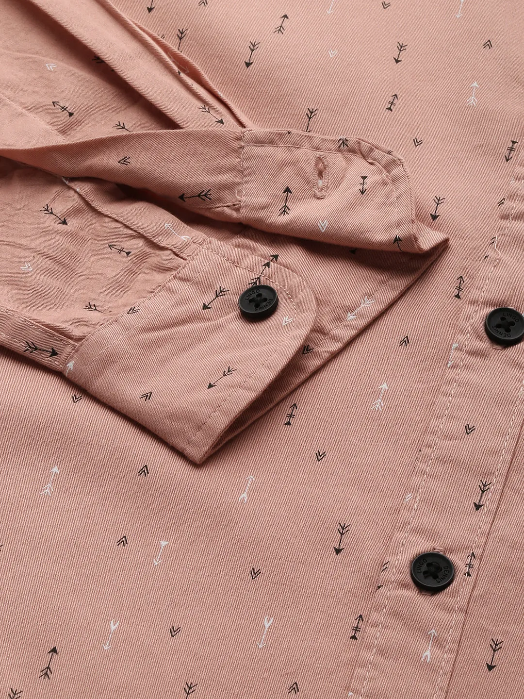 Men's Geometric Printed Slim Fit Spread Shirt (Peach)