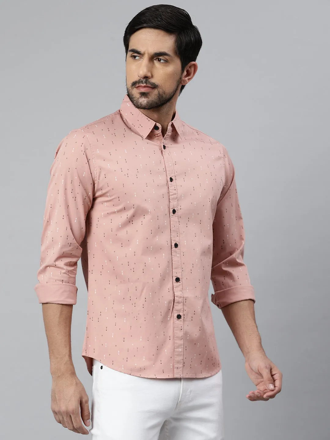 Men's Geometric Printed Slim Fit Spread Shirt (Peach)