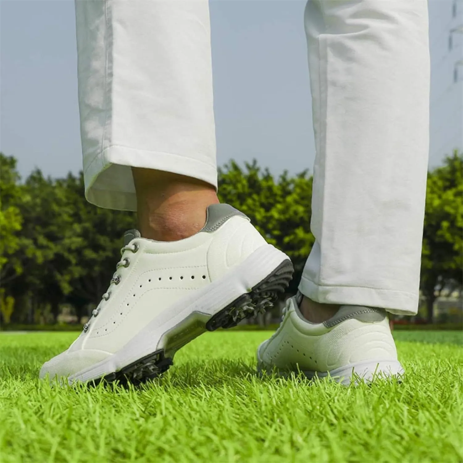 Men's Golf Shoes Professional Waterproof Spike Plus Size Golf Shoes Men's Lightweight Outdoor Non-Slip Walking Shoes