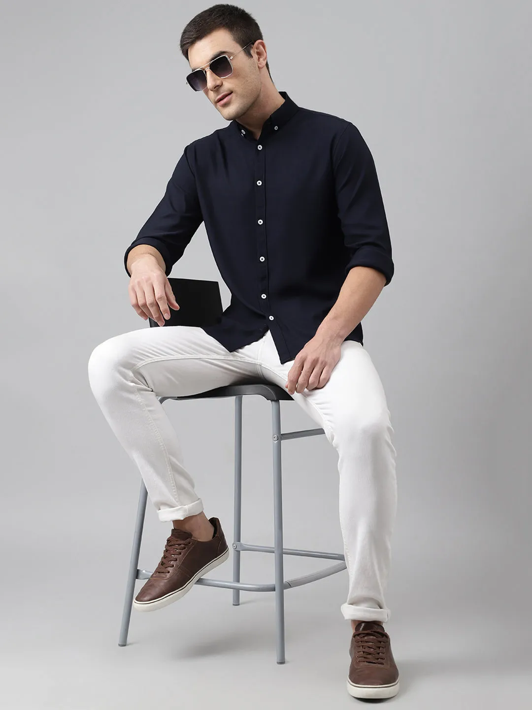Men's Solid Navy Slim Fit Cotton Casual Shirt