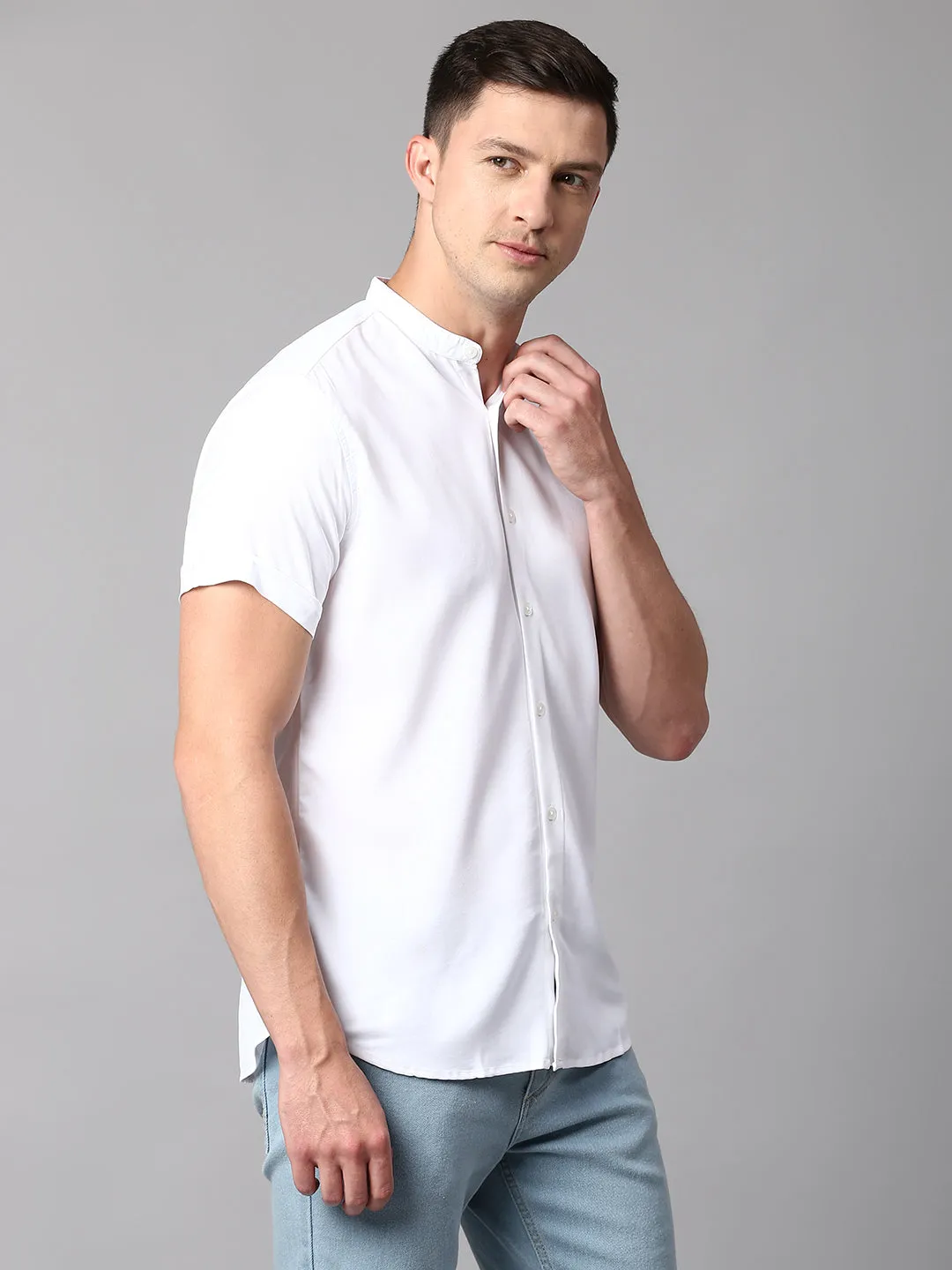 Men's Solid White Slim Fit Casual Shirt With Mandarin Collar
