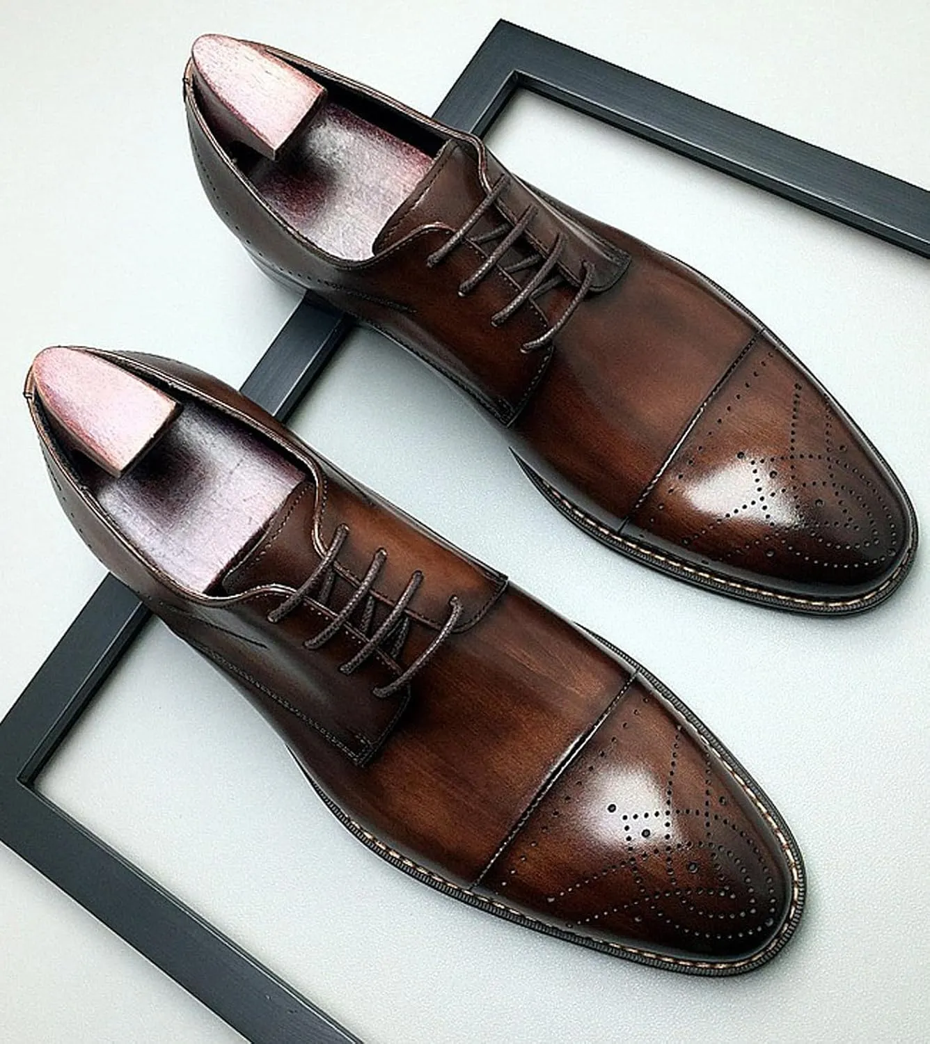 Santimon Men??s Genuine Leather Oxfords Dress Shoes ?C Handcrafted Cap-Toe Derby Shoes for Formal, Tuxedo, Prom, Wedding & Business Casual
