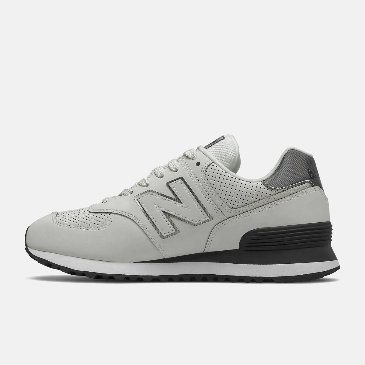Scarpe Donna NEW BALANCE Sneakers 574 in Pelle Traforata colore Grey e Black